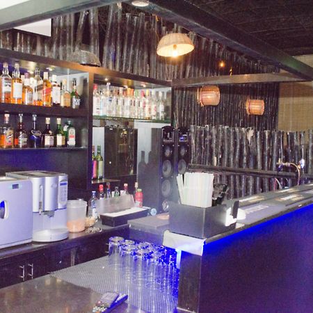 Hotel The Elite Suites Pune Eksteriør billede