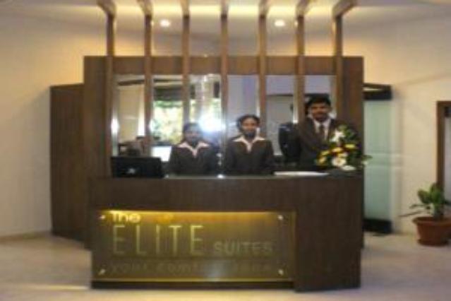 Hotel The Elite Suites Pune Værelse billede