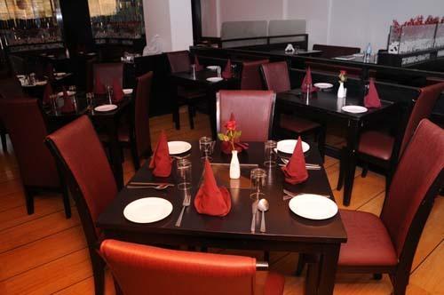 Hotel The Elite Suites Pune Eksteriør billede